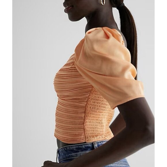 Express Women's Satin V-Bar Puff Sleeve Ruched Pleated Top Apricot Sz XS NWT $58 - Picture 3 of 16